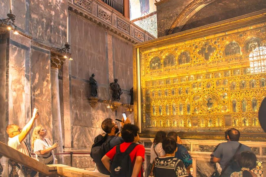 Venice: St. Mark’s Basilica Skip-the-Line Ticket & Audio App - Why St. Mark’s Basilica deserves your time
