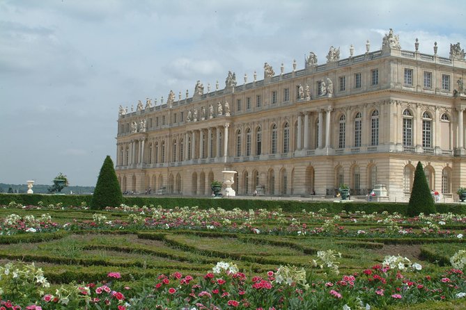 Versailles Domain Audio Guided Half Day Tour from Paris - Walking the gardens and Grand Canal