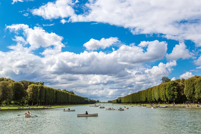 Versailles Domain Audio Guided Half Day Tour from Paris - Crowds, queues, and the fixed return