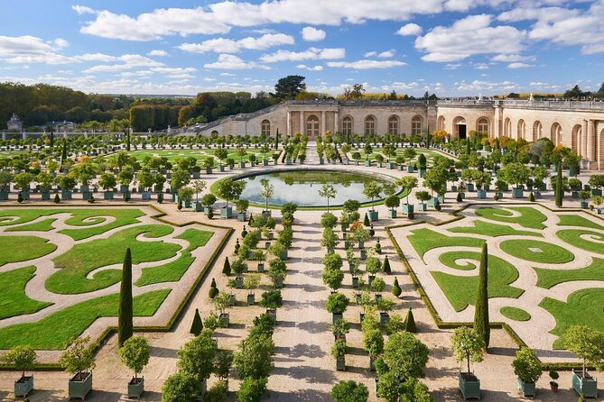 Versailles Palace Museum with Audio guide - Entering the Palace of Versailles