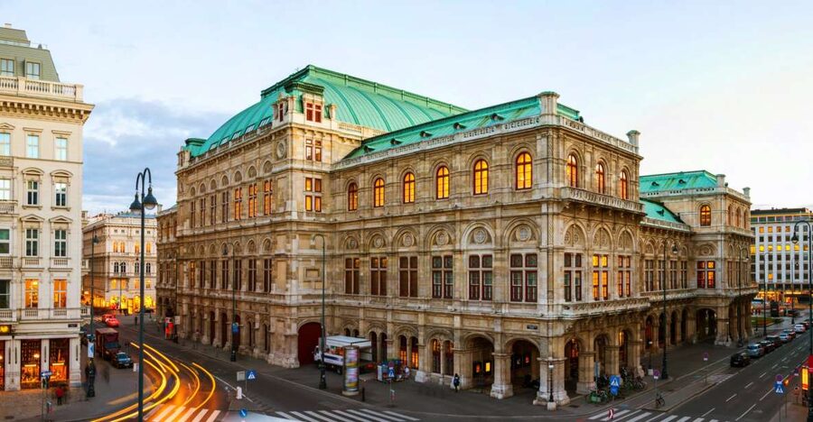Vienna: Self-Guided Audio Walking Tour on Your Phone - Key points at a glance