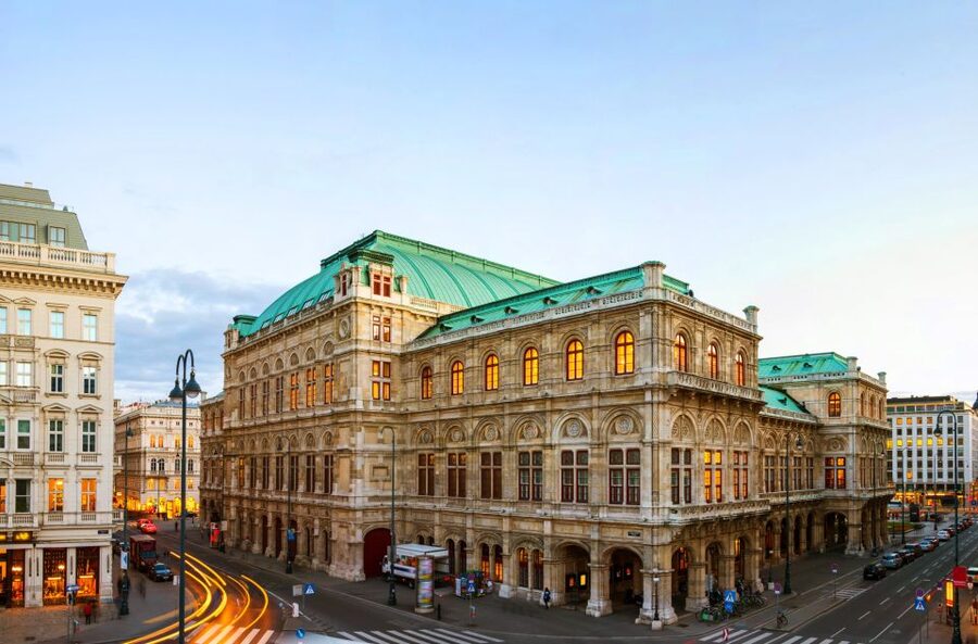 Vienna: Self-Guided Audio Walking Tour on Your Phone - Accessibility and practical planning