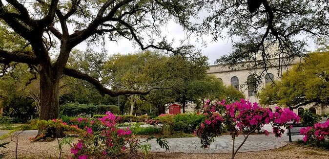 Walking the Tremé: A Self-guided Audio Tour of New Orleans - Key points at a glance