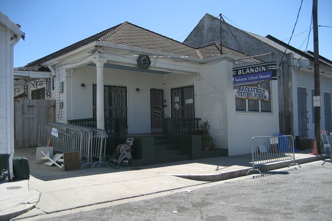 Walking the Tremé: A Self-guided Audio Tour of New Orleans - Louis Armstrong Park and the route’s public spaces