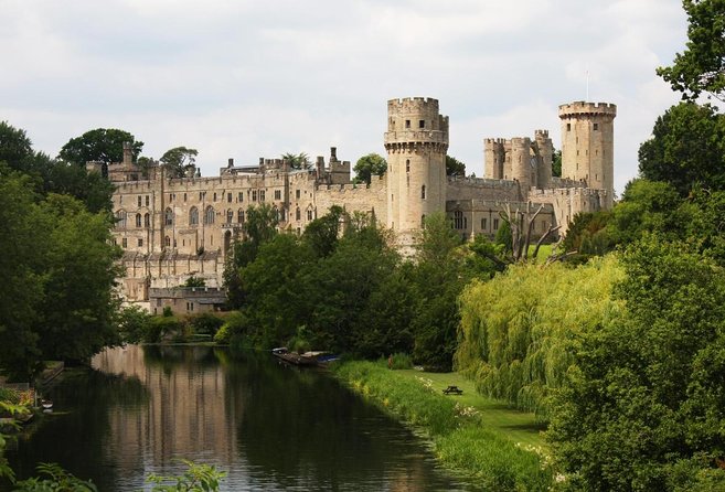Warwickshire & Stratford-Upon-Avon Self-Guided Audio Tours - Key points at a glance