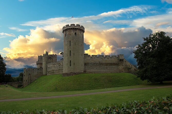 Warwickshire & Stratford-Upon-Avon Self-Guided Audio Tours - Download before you leave your hotel