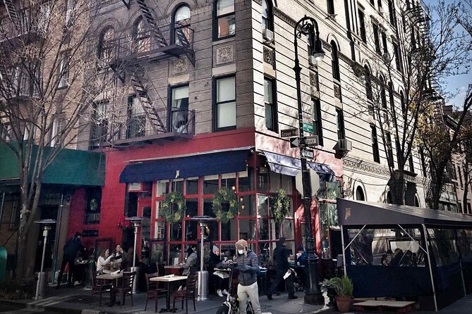 West Village's Flappers, Freaks & Punks: A Self-Guided Audio Tour - The Jane Hotel and the Titanic connection