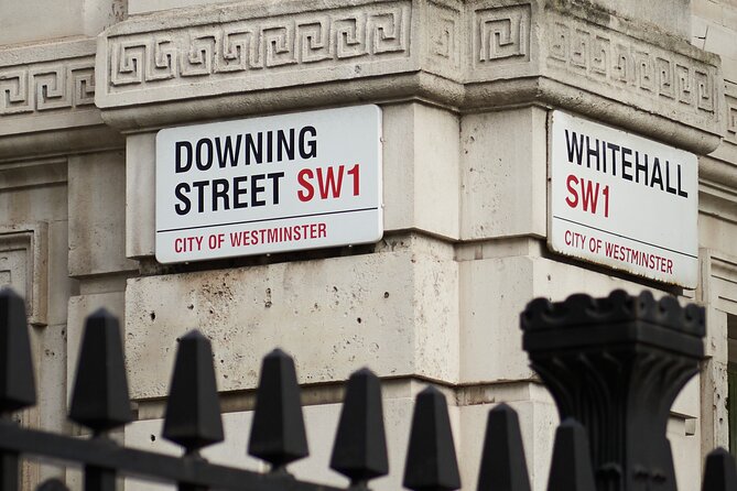 Westminster Famous Sites Self-Guided Audio Walking Tour - Parliament Square turns a collection of statues into a political story