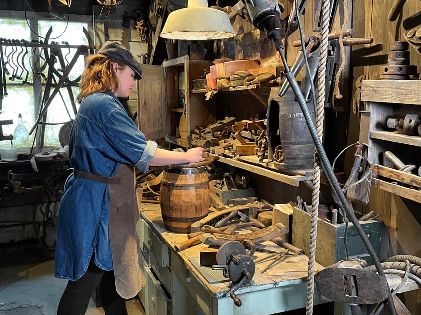 Zaanse Schans: Windmill & Museum Entry Ticket w/ Audio Guide - Zaanse Tijd Museum and historic interiors