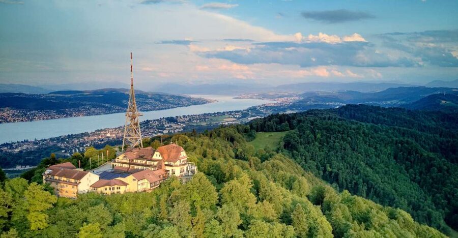 Zurich: Audio Guided City Tour and Train to “Top of Zurich” - Bahnhofstrasse, the lake, and Zurich’s old town