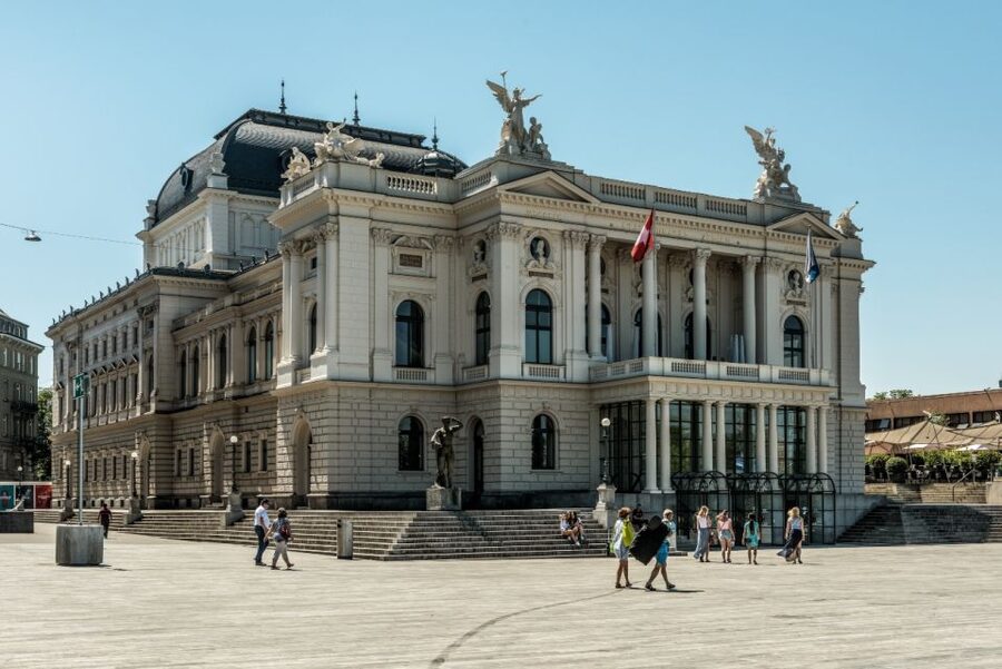 Zurich: City Top Attractions Tour by Bus with Audio Guide - Starting behind Zurich HB at Sihlquai