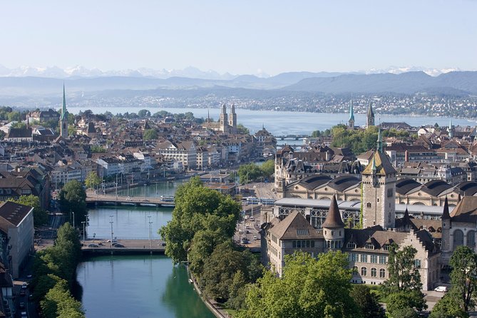 Zurich City Tour with Audio Commentary - Old Town churches and the Limmatquai