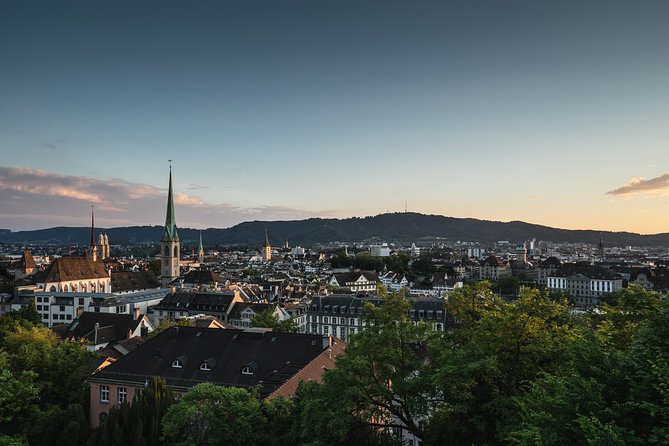 Zurich City Tour with Audio Commentary - Fraumünster and the second photo stop