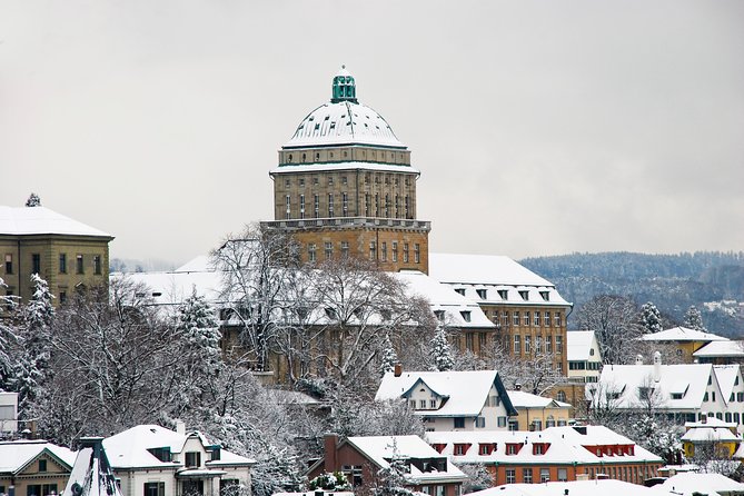 Zurich City Tour with Audio Commentary - Audio commentary, Wi-Fi, and the ride itself
